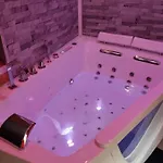 Sauna Balnéo Lâchez Prise Meublé De Tourisme Classé 3 étoiles Verton Hébergement de vacances *