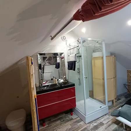 Holiday home Sauna Balneo Lachez Prise Meuble De Tourisme Classe 3 Etoiles Verton *